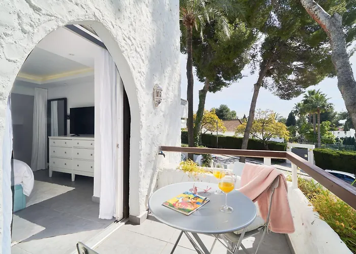 Village Apartament *